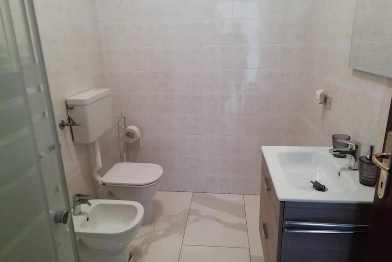 Home & Breakfast La Madonnina 013136-Cni-00001 Lurago dʼErba المظهر الخارجي الصورة
